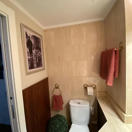 Apartamento En Guecho, A 5 Min. Playa Y Metro. * Getxo